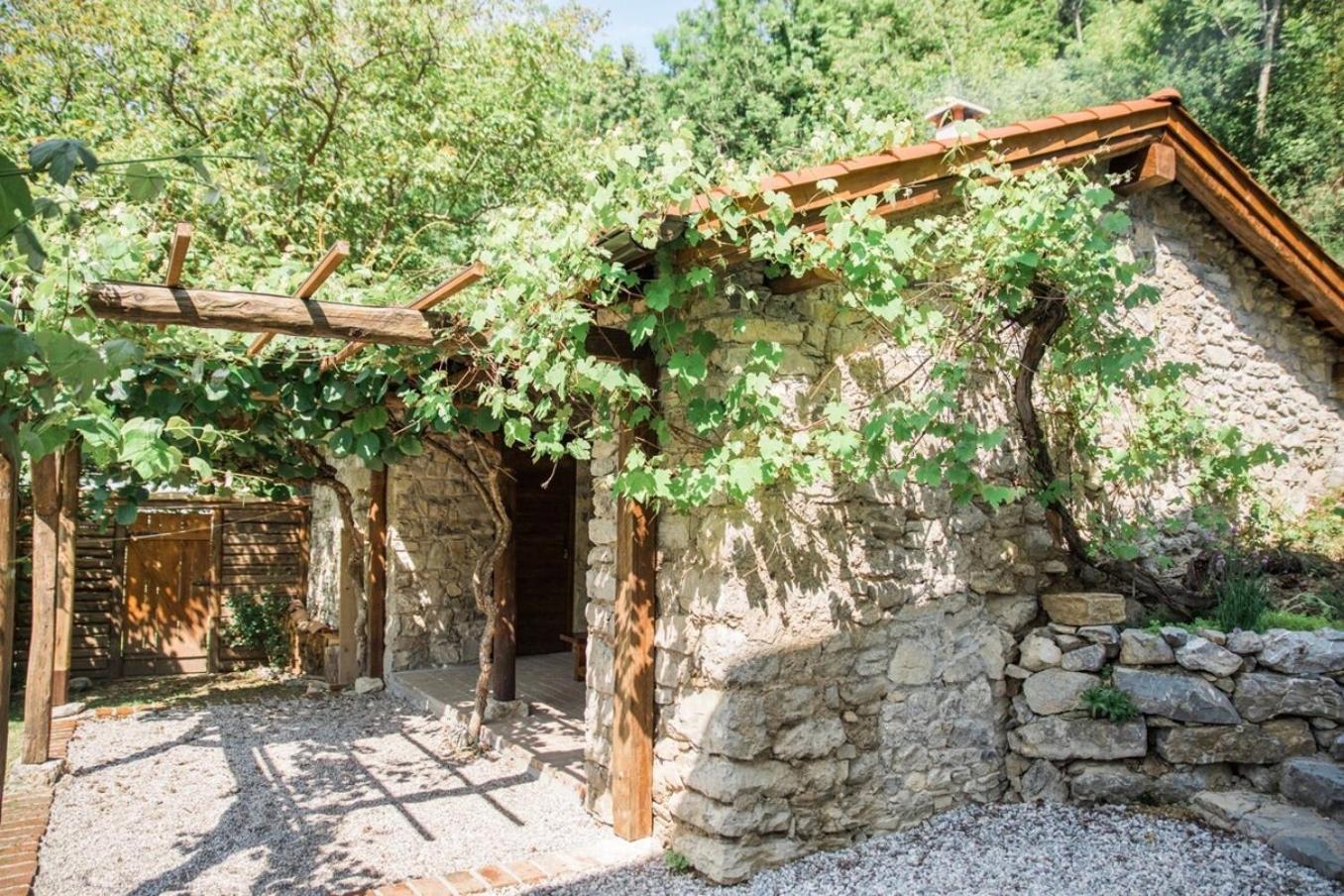 Kuninez, Holiday Home With Summer Kitchen Most Na Soci Ngoại thất bức ảnh