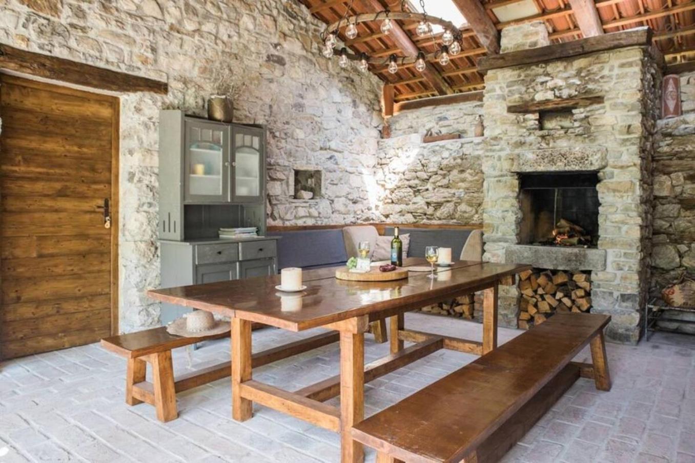 Kuninez, Holiday Home With Summer Kitchen Most Na Soci Ngoại thất bức ảnh